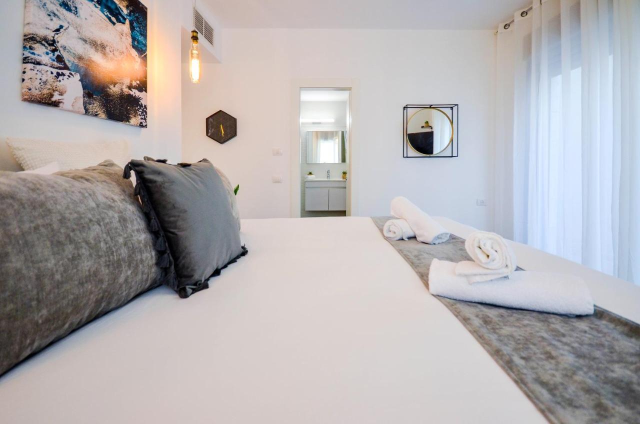 Yalarent Morning Star-Garden With Private Pool Apartment เอลัต ภายนอก รูปภาพ